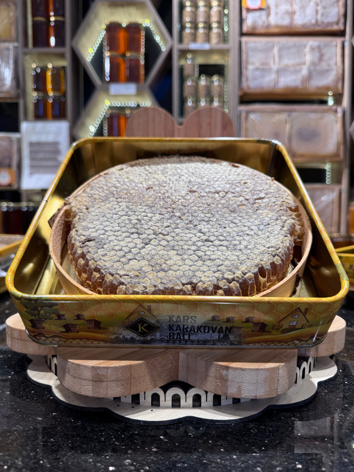 Karakovan Balı - Petek Altın Serisi (1.3 - 1.7 KG Arası)